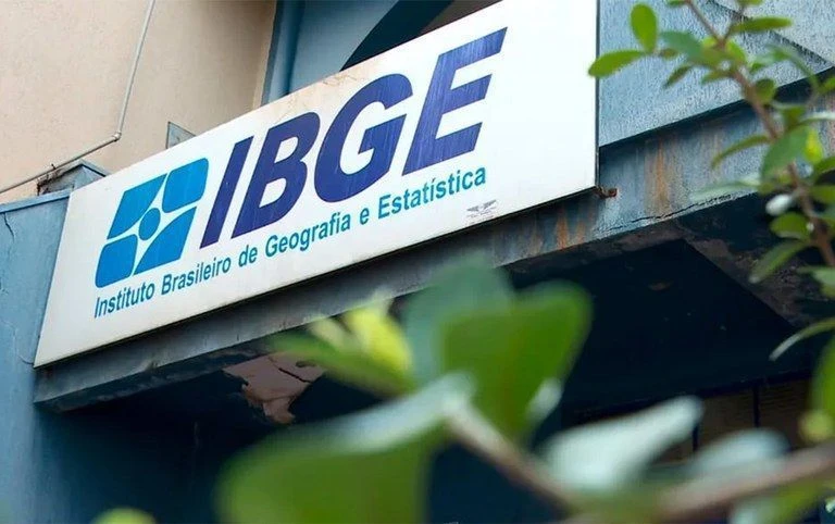 Recuo da pobreza no Brasil mostra dependência de benefícios, diz analista