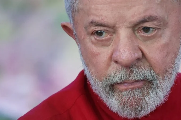Atlas/Bloomberg: governo Lula é ruim para 48,6%; 44,4% acham bom