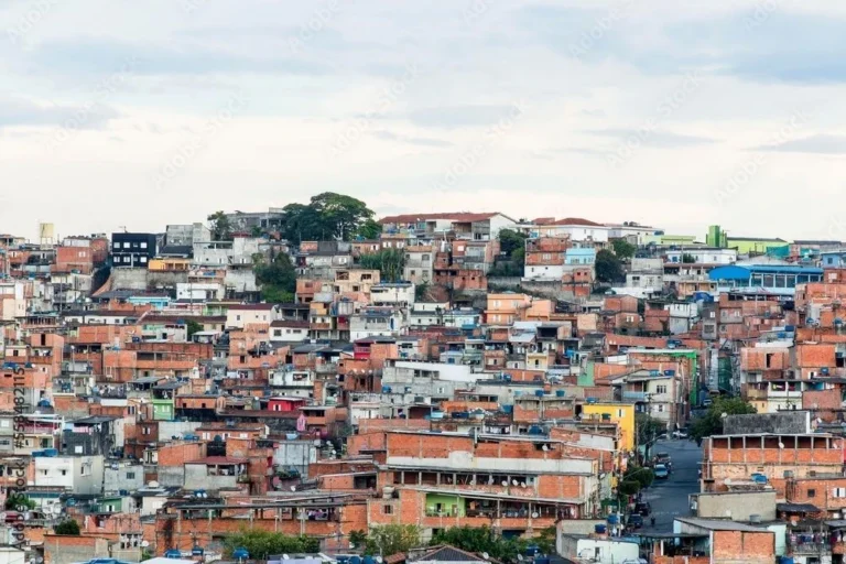 PM é preso após atirar em pedestre durante ocorrência no Capão Redondo (SP)