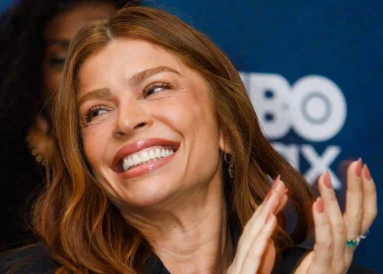 Grazi Massafera “foge” de Arminda e usa smoking para Dona Beja
