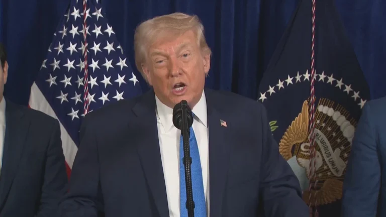 Trump diz que Maduro se arrependeu de não ter se rendido antes