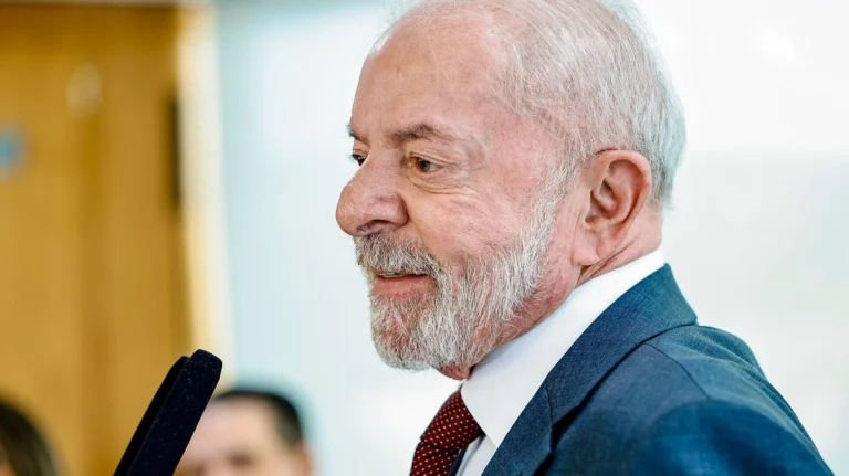 Lula conversa com presidente da Turquia sobre situação na Faixa de Gaza