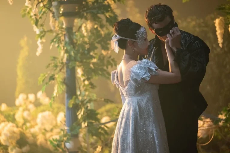 “Bridgerton”: qual a relação da 4ª temporada com Cinderela