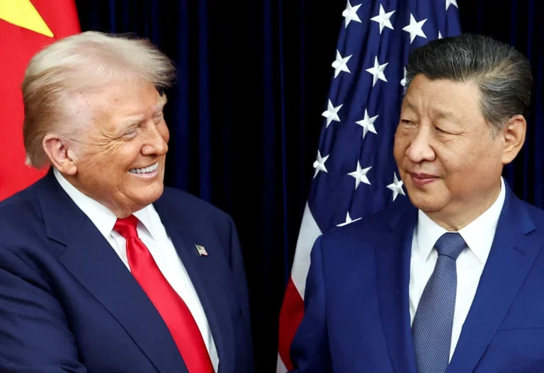 Ameaça tarifária de Trump contra Irã pode reabrir disputa com a China