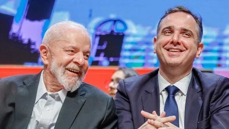 Lula diz que “vai ganhar” em MG e confessa que “não desistiu” de Pacheco