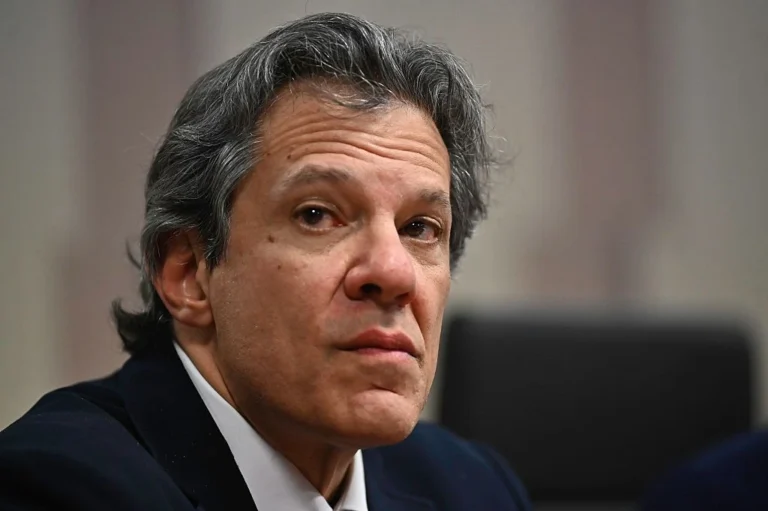 Embate de tarifas nos EUA não afeta competitividade do Brasil, diz Haddad