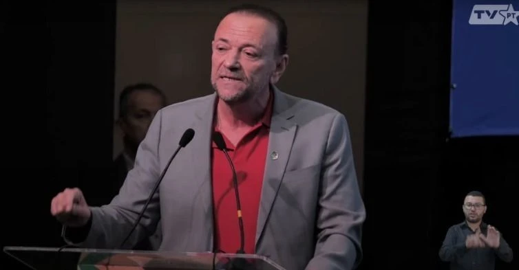 Edinho defende reforma política para PT ser partido antissistema
