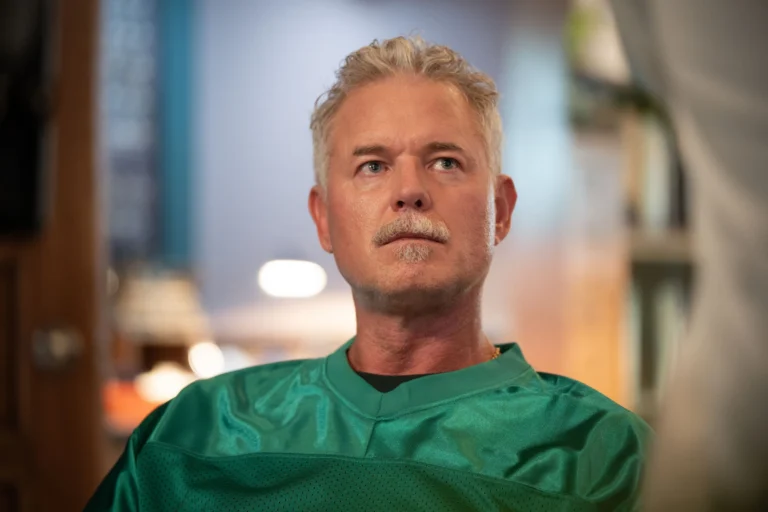 Eric Dane descreveu viver com ELA em sua última aparição: “Horrível”