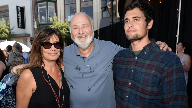 Filho de Michele e Rob Reiner se declara inocente do assassinato dos pais