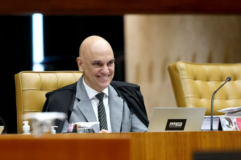 Moraes diz que juízes podem receber por palestras e serem acionistas