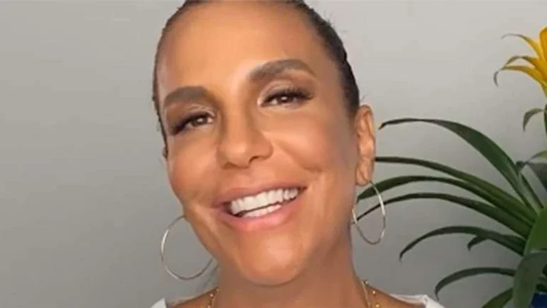 Não deu certo? Após cirurgia no rosto, Ivete Sangalo reclama: Dormência