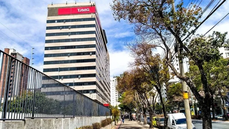 Mãe de menina vitima de estupro cometido por homem de 35 anos é solta