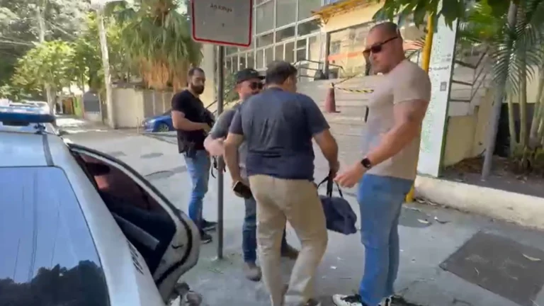 Coronel condenado por fraude é preso na Barra da Tijuca, no Rio