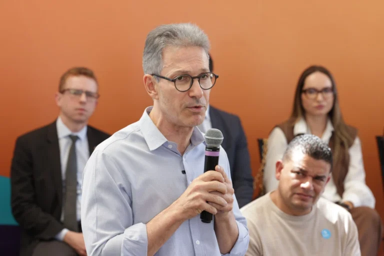 Zema fala em “farra da corrupção” e diz que lutará para mudar “sistema”