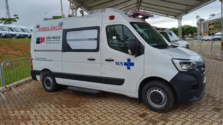 Pacientes do interior de SP serão transportados por novas ambulâncias