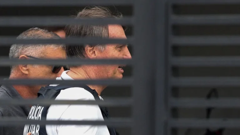 Após decisões de Moraes, veja como serão as visitas à casa de Bolsonaro