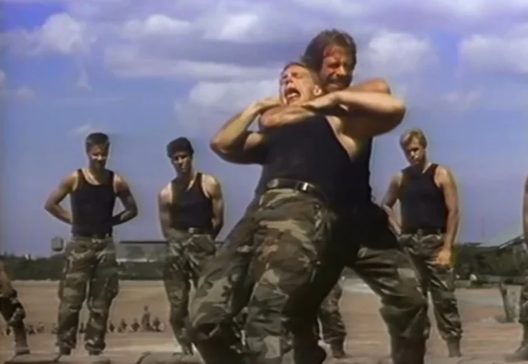 Chuck Norris: relembre 15 memes hilários do ator “imorrível”