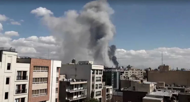 Israel volta a atacar Teerã; explosões são ouvidas na capital iraniana