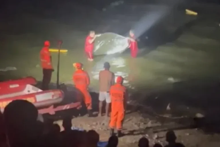 Casal é encontrado morto dentro de carro submerso em barragem, no RN