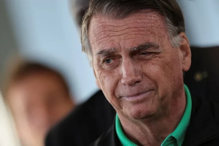 Veja o histórico de internações de Bolsonaro após prisão preventiva