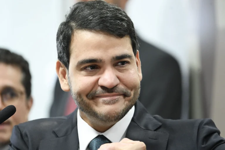 Ministros do STF relatam surpresa com derrota de Messias no Senado