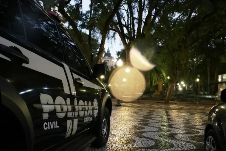 Crianças encontram ossada humana enquanto jogavam futebol no RS