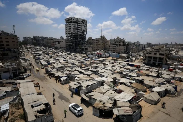 Palestinos votam em Gaza pela primeira vez em 20 anos