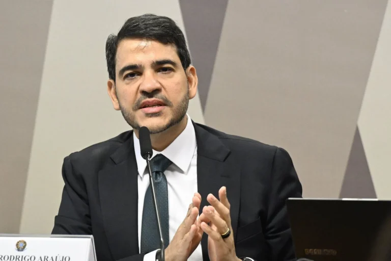 Ala do governo defende insistir em Messias ao STF, mesmo após eleição