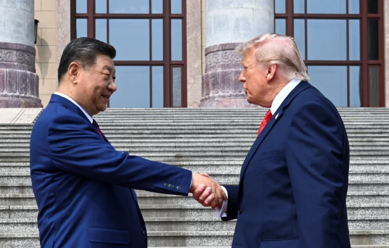 Xi alerta Trump que desentedimento sobre Taiwan pode gerar conflito