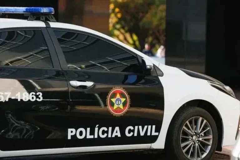 Homem mata colega de trabalho, oculta prova e DNA em relógio o entrega