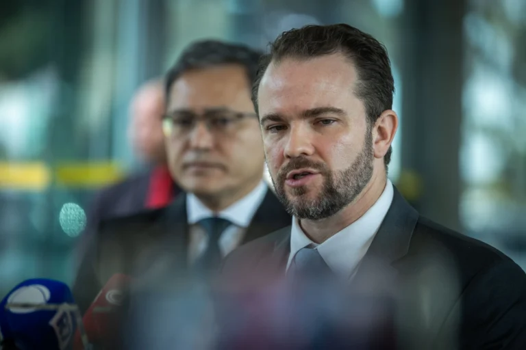 Ministro da Fazenda deve estar em comitiva que acompanhará Lula nos EUA