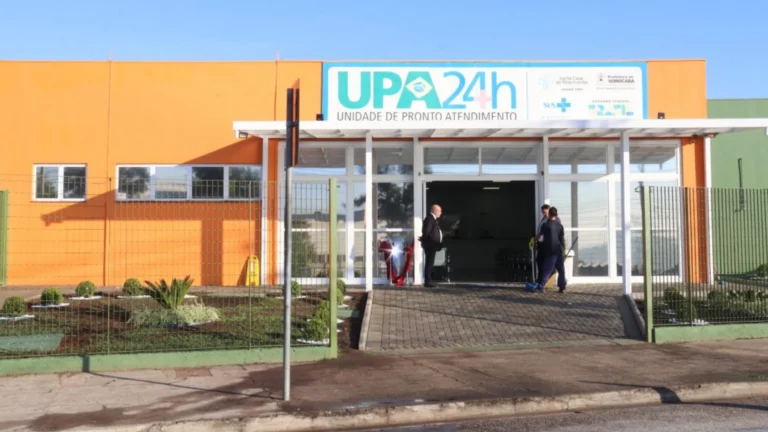 Adolescente morre após 18 horas aguardando transferência em UPA de SP