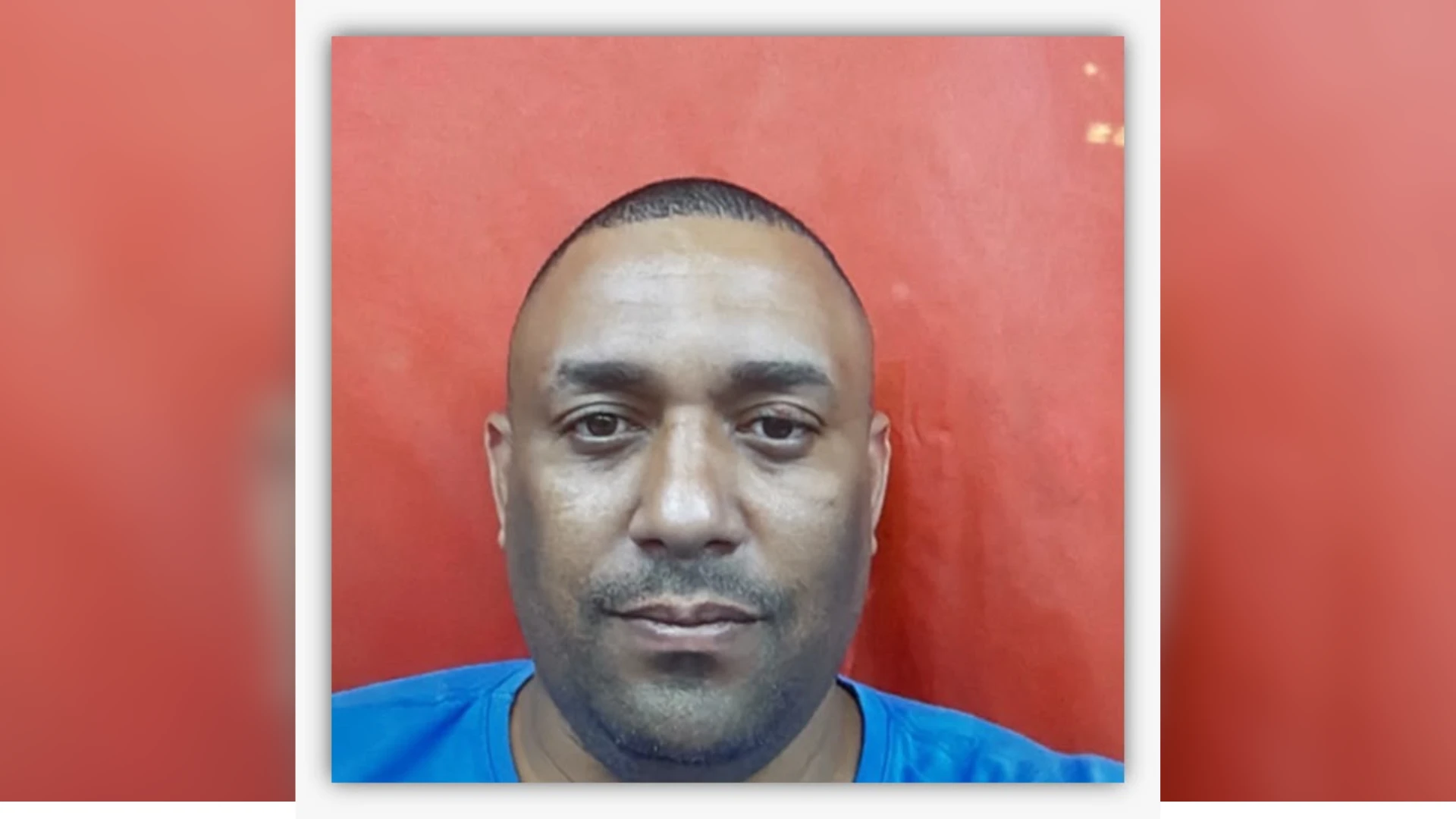 Homem é procurado após matar companheira na frentes das filhas no RJ