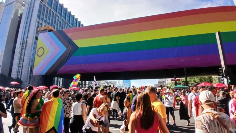 Parada do Orgulho LGBT+: o que levar para a Avenida Paulista