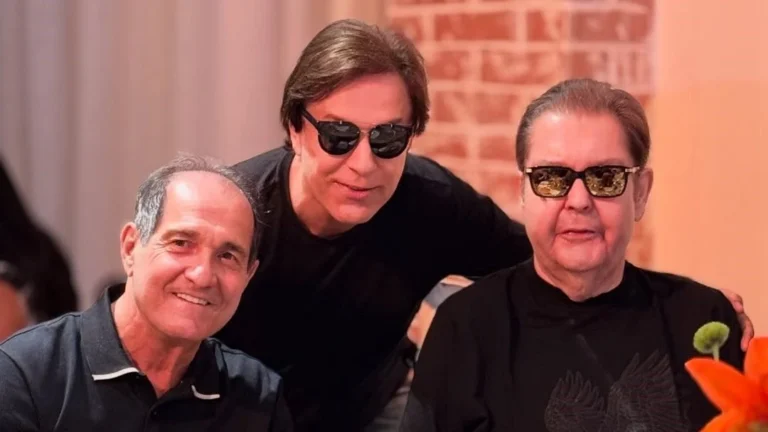 Faustão surge em clique raro com neta de Tom Cavalcante