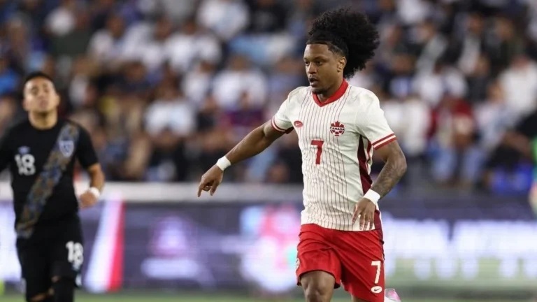 Canadá anuncia substituto para jogador cortado da Copa do Mundo por lesão
