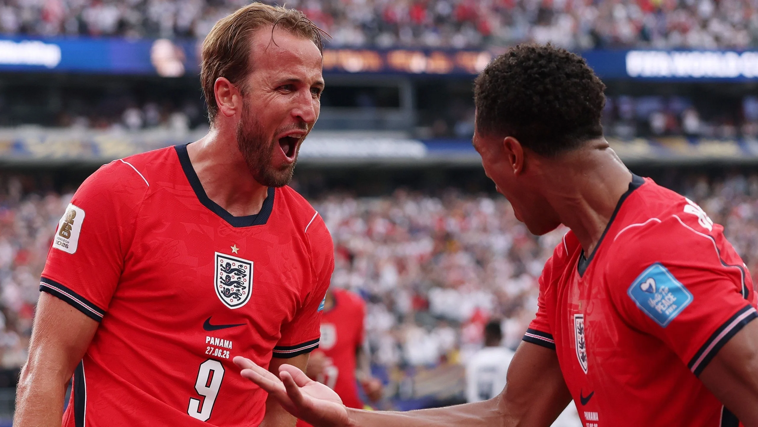 Kane faz história, Inglaterra vence Panamá e fecha Grupo L na liderança