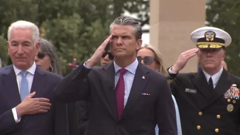 Hegseth usa discurso do Dia D na França para criticar Europa por imigração