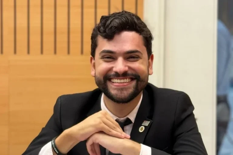 Vereador é alvo de operação por suspeitas de fraude em licitação