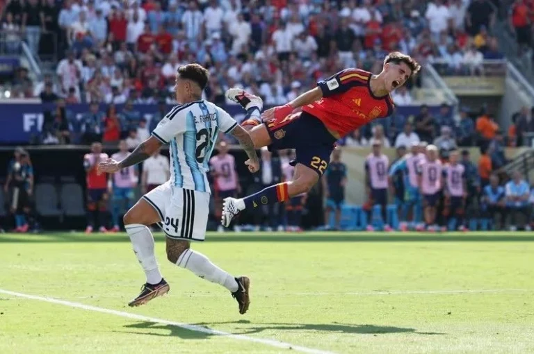 Fifa vai investigar comportamento da Argentina pós-derrota na final da Copa