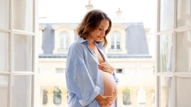 Natalie Portman mostra barrigão da 3ª gravidez: 