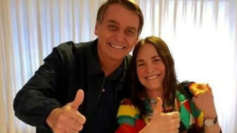 Regina Duarte rejeita feminismo, admite ser 'machista' e fala sobre voltar à política