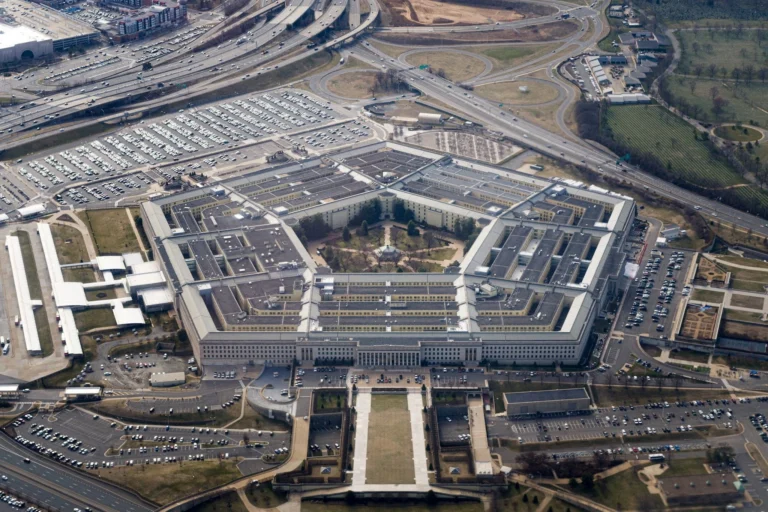 Militares dos EUA pedem às tropas ideias “criativas” para punir o Irã