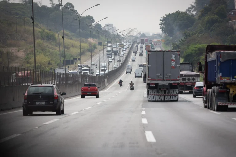 Move Brasil: Câmara aprova R$ 30 bi para motoristas de transporte privado