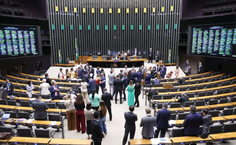 Líderes definem hoje pauta da Câmara para 1ª semana de esforço concentrado
