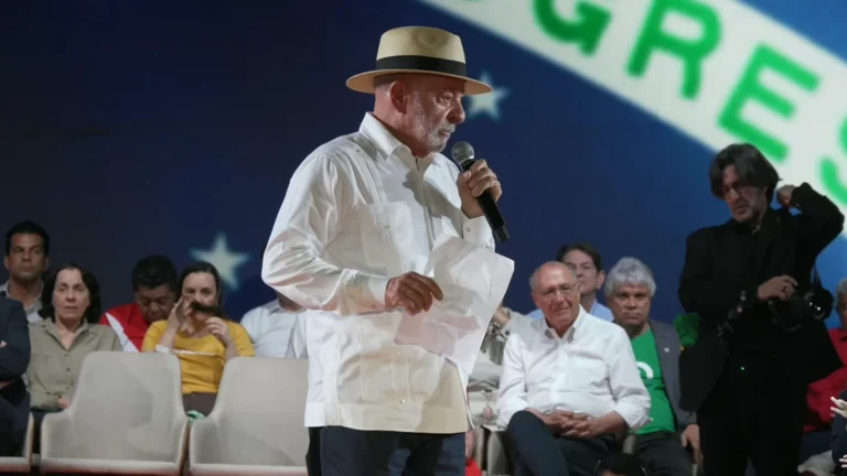 Análise: Lula prioriza falas sobre legado a escalar embate sobre soberania