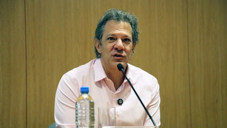 Haddad diz que caso Lulinha é de “interesse público” e defende investigação