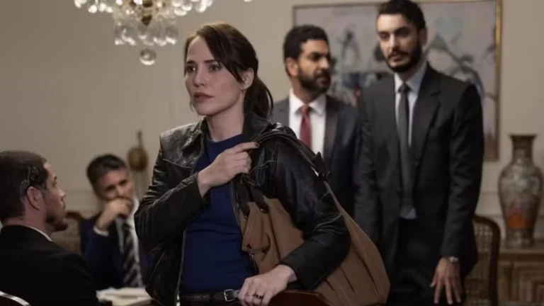 “Quem Ama Cuida”: Adriana vende joias, fica rica e dá passo em vingança