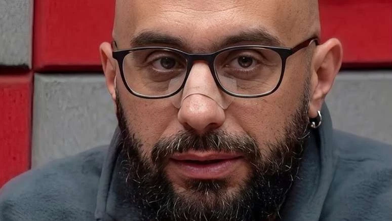 Jornalista agredido por cinegrafista da GloboNews lamenta a violência e a repercussão: “Meu rosto exposto”