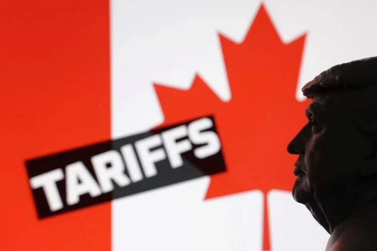 Donald Trump anuncia tarifa de 50% sobre automóveis e aço para o Canadá